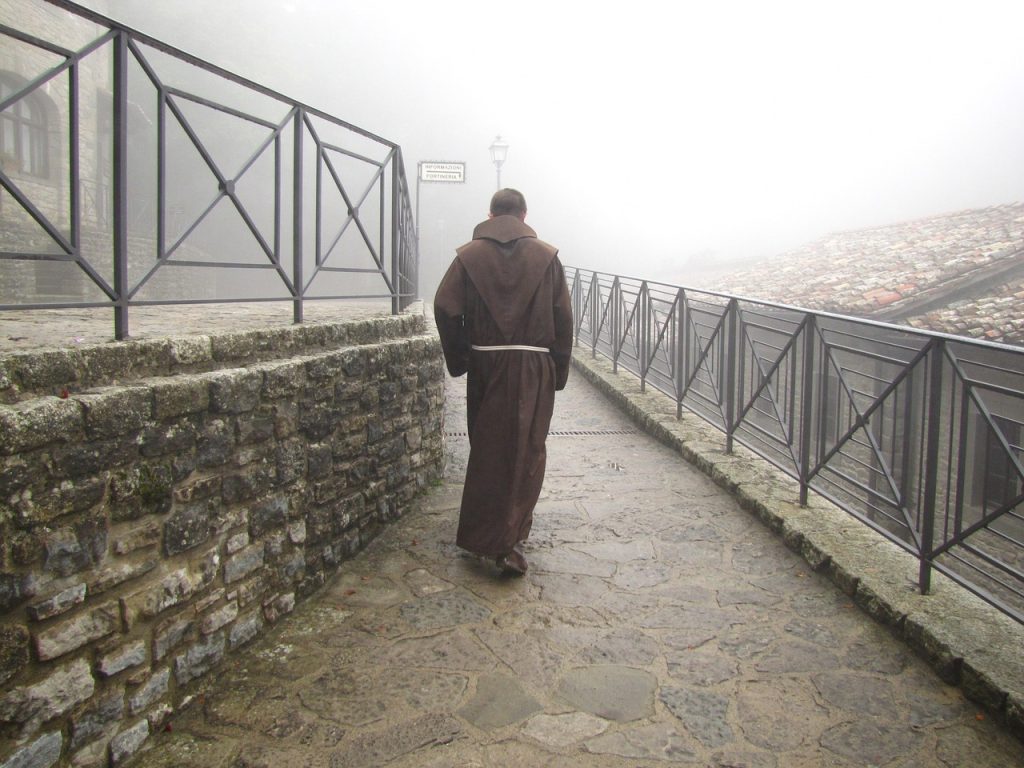 découvrez l'histoire et la spiritualité des franciscains, un ordre religieux fondé par saint françois d'assise, dédié à la pauvreté, à la simplicité et à l'amour de la création. explorez leur impact sur la société, le développement de communautés et les enseignements spirituels qui continuent d'inspirer des générations.