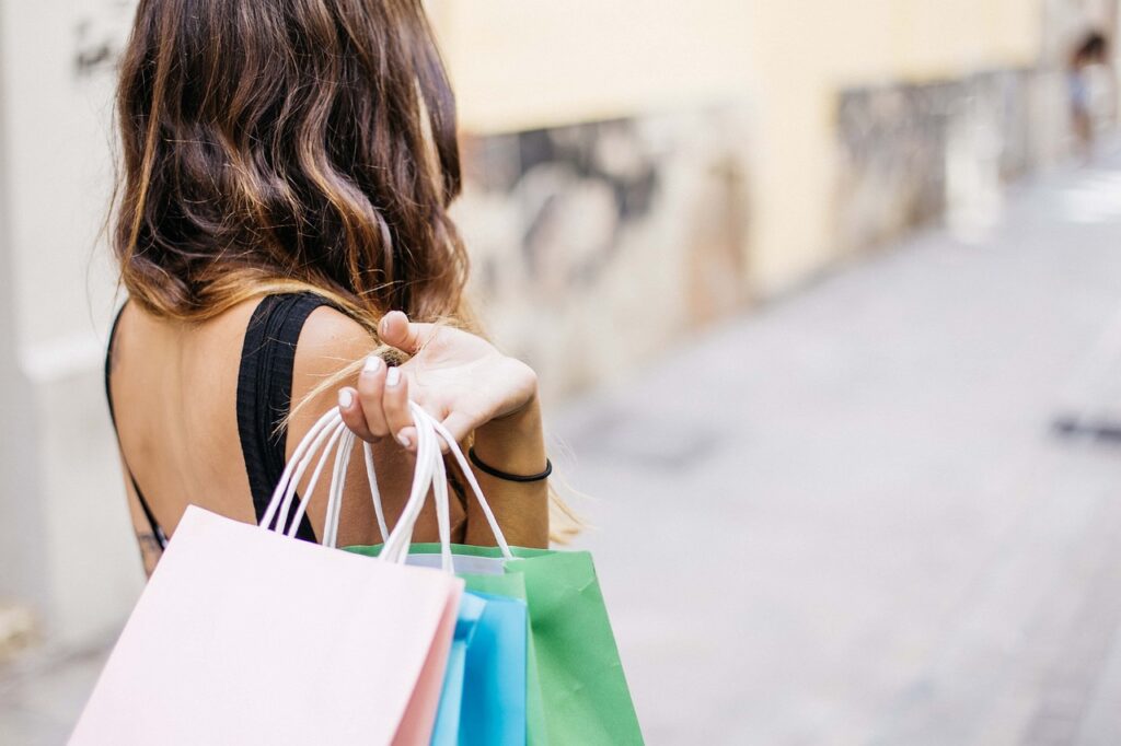 découvrez les meilleures opportunités de shopping : des soldes exceptionnelles, des boutiques tendance et des offres exclusives à ne pas manquer. que vous soyez à la recherche de mode, d'accessoires ou de produits de maison, trouvez tout ce qu'il vous faut pour un shopping réussi !